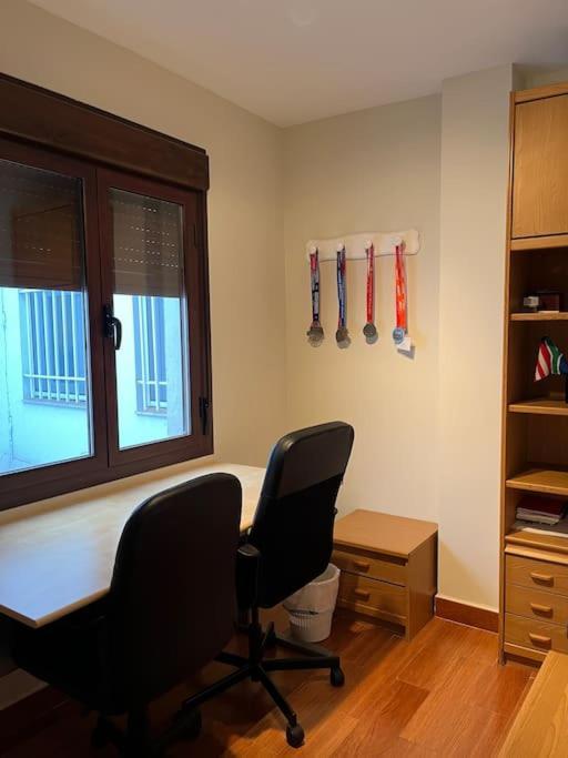Apartamento En Luis Montoto, Nervion. Centrico Sevilla Buitenkant foto