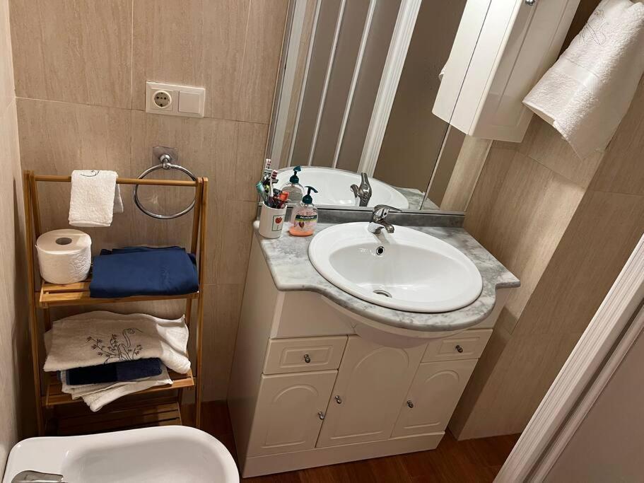 Apartamento En Luis Montoto, Nervion. Centrico Sevilla Buitenkant foto