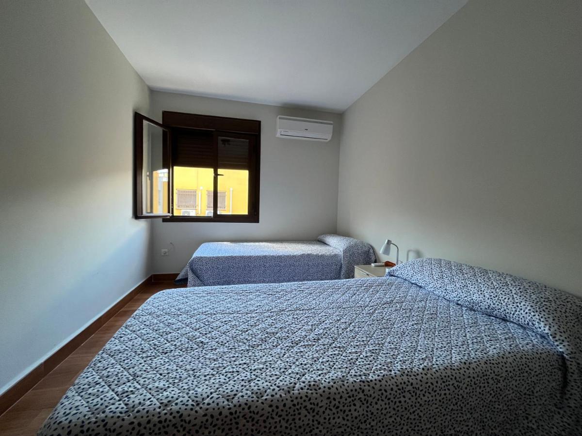 Apartamento En Luis Montoto, Nervion. Centrico Sevilla Buitenkant foto