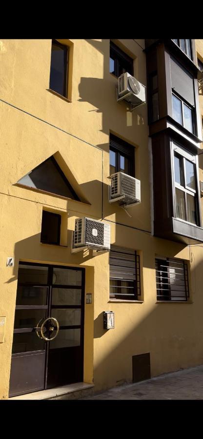 Apartamento En Luis Montoto, Nervion. Centrico Sevilla Buitenkant foto